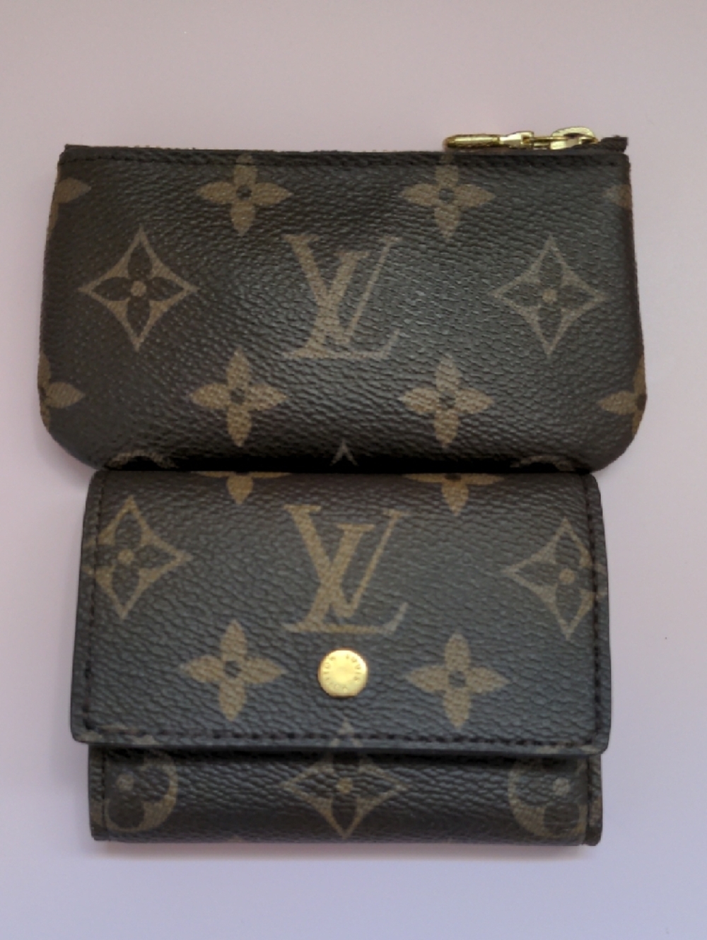 Louis Vuitton Micro Wallet Monogram Canvas - Picture 13 of 15